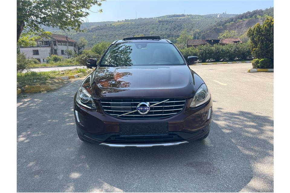 2013 Model Volvo XC60 2.0 D4 Advance Otomatik 245.000 km Dizel Hatchback 5 kapı
 Binek Araç