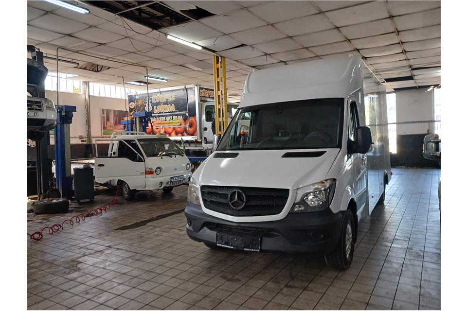 2012 Model Mercedes - Benz Sprinter  Fonksiyonel Gıda  Mobil Dükkan Manuel 250.000 km Dizel Panel Van Binek Araç