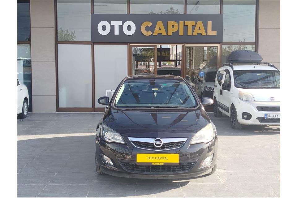 2010 Model Opel Astra 1.6 Cosmo Otomatik 113.000 km Benzin Sedan Binek Araç